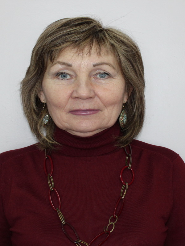 Ежева Лариса Александровна.